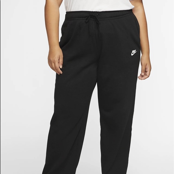 Nike Sweatpants - Picture 3 of 3